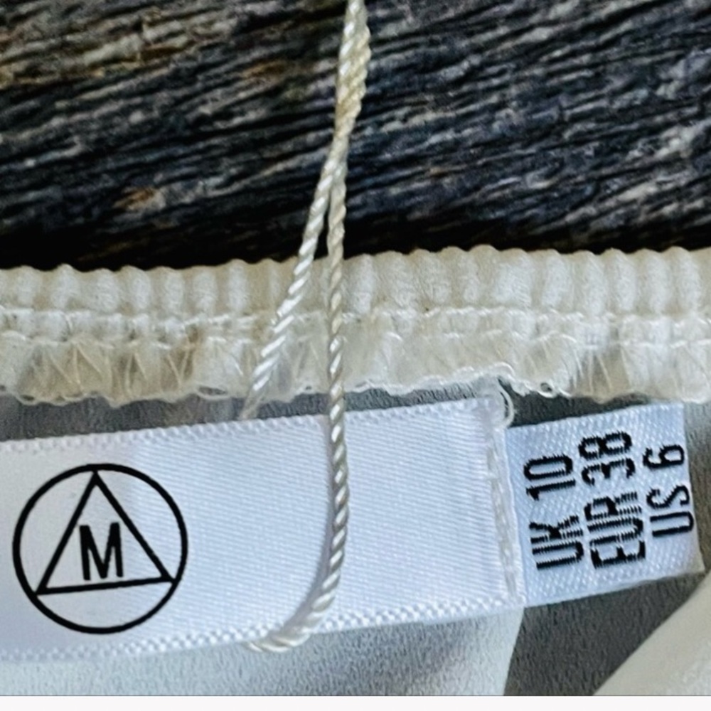 Women Missguided Cowl neck Bodysuit Size 6 in New with Tag Condition - Picture 9 of 10